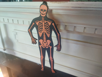 3D Printed Double Sided Spooky Skeleton for Halloween Decorating