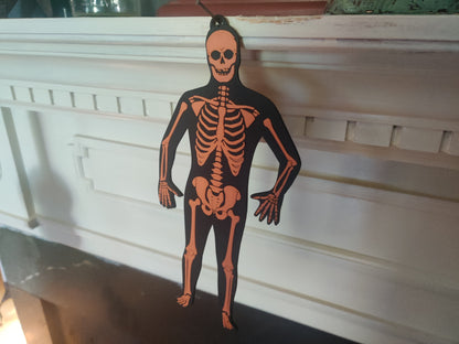 3D Printed Double Sided Spooky Skeleton for Halloween Decorating