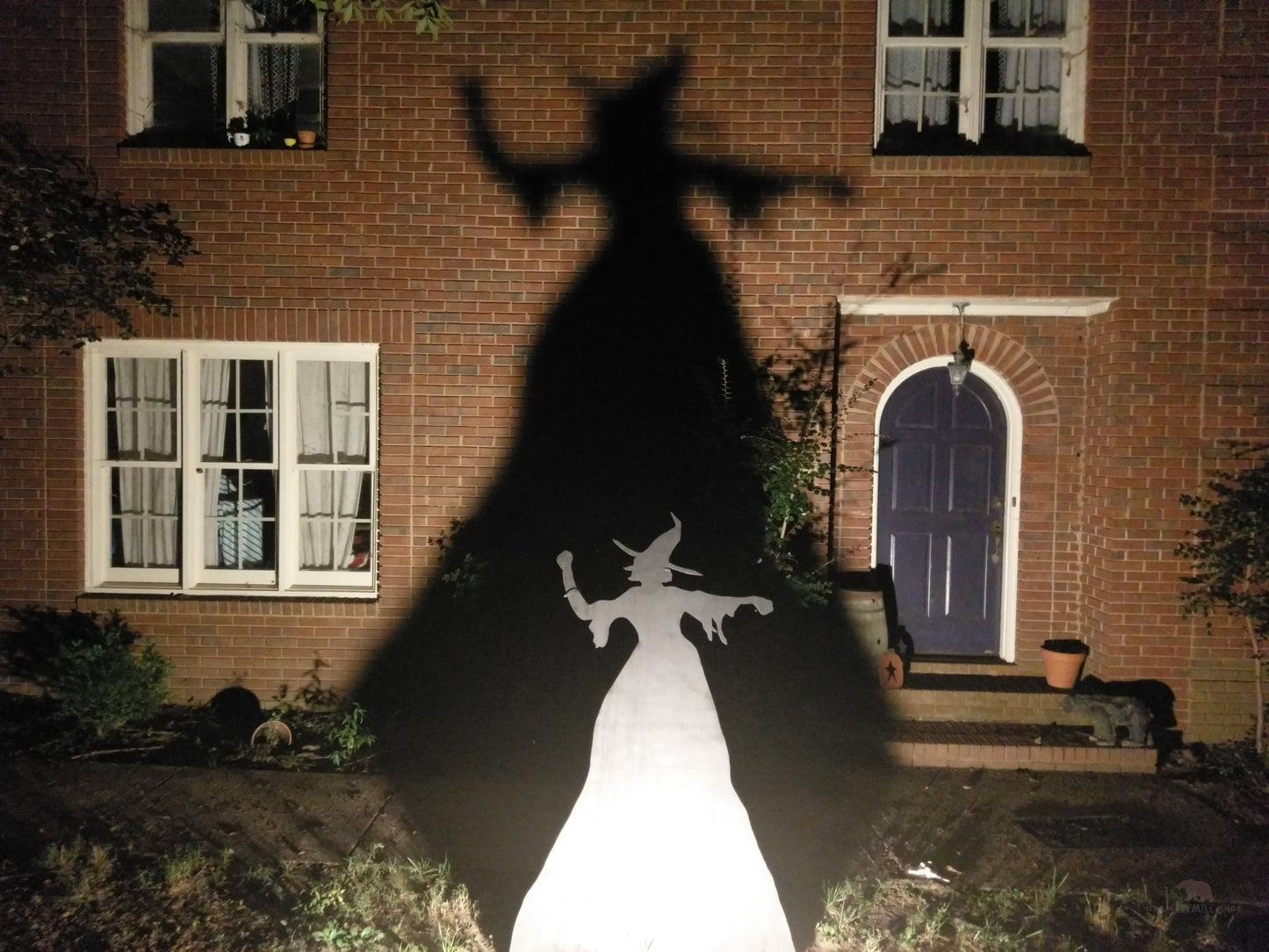 Outdoor Standing Witch Cutout-The Sawmill Shop