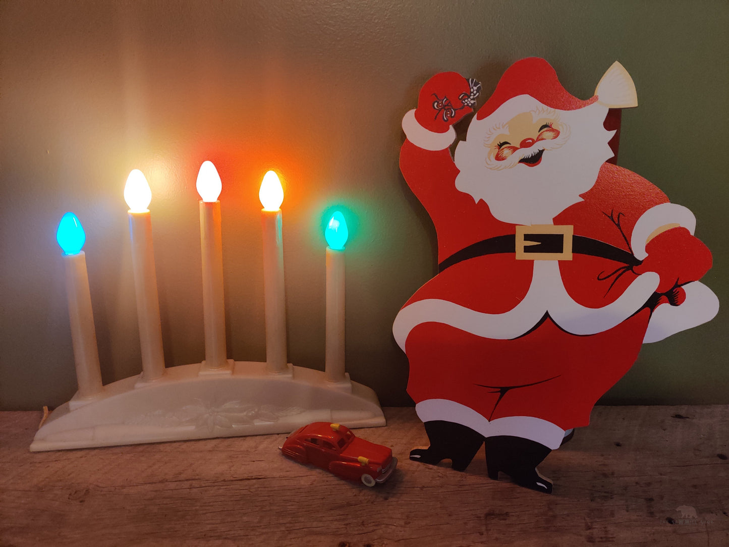 Jolly Santa Claus Waving Wood Cutout